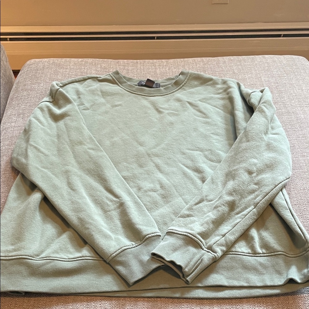 NWOT! Primark Green Sweatshirt